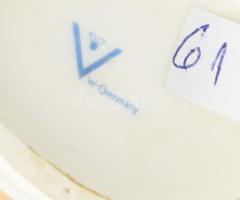 Hummel "Little Gardener". Mod.: 74, cca 1958-72, jelzett, restaurált, m: 12 cm