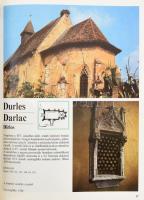 Szentpétery Tibor-Kerny Terézia: Az Olttól a Küküllőig. Erdélyi szász erődtemplomok. Bp.,1988, Offic...