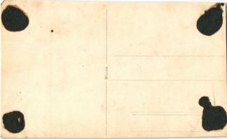 Budapest XVII. Rákoscsaba, kislány labdával. Royal Foto photo (vágott / cut)