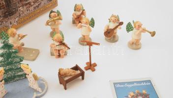 11 db Wendt &amp; Kühn zenélő figura. trombitás angyal Kézzel festett fa, jelzett. kb 6 cm nagyr...