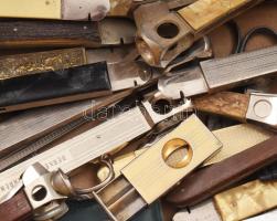 54 db különleges, mind különböző szivarvágó, gyöngyház, fa, réz, fém borításokkal, sokféle formában,...