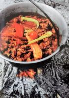 Tanyacsárda 25. A recepteket írta és az ételeket készítette: Garaczi János és Heródek János. Szerk.:...