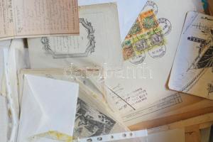 Nagy ládányi okmány és nyomtatvány tétel: okmánybélyeges okmányok, fejléces számlák, néhány metszet ...