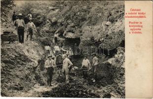 Rednek, Vrdnik (Ürög, Irig); Királyi kőszénbánya, bányászok. Vajda D. fényképész / Pozdrav iz kraljevskog ugljenika / coal mine