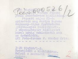 ,,Megnyílt Martyn Ferenc pécsi festőművész kiállítása''. A képen a művész balról harmadik ...