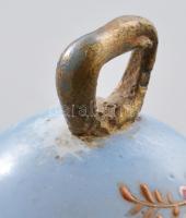 Szecessziós színes tejüveg ékszeres doboz, zománcfestett mintával, restaurált, m: 12,5 cm