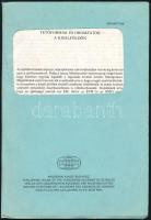 Filep Antal: Tetőformák és oromzatok a Kisalföldön. (Separatum). Bp., (1990), Akadémiai Kiadó, 249-295 p. Fekete-fehér képekkel illusztrálva. Magyar és angol nyelven. Kiadói papírkötés, minimálisan foltos borítóval.