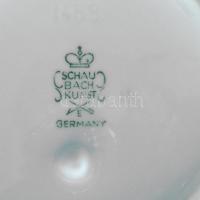 Schaubach Kunst labdázó puttófigura. Mázas és biszkvit porcelán, jelzett, hibátlan, m: 17,5 cm