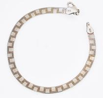 Ezüst(Ag) meandermintás lapos kígyó karkötő, jelzett, h: 18,5 cm, nettó: 4,5 g