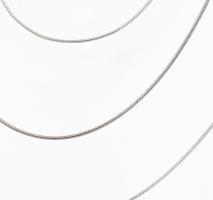 Ezüst(Ag) 3 db kígyó nyaklánc, jelzett, h: 45 cm, nettó: 8,1 g