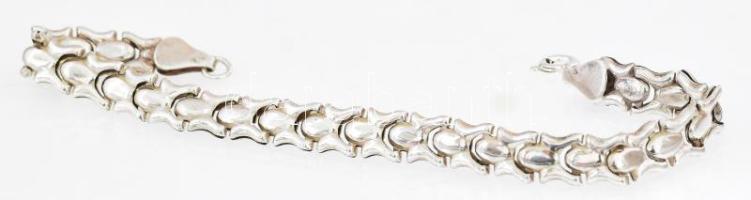 Ezüst(Ag) fantáziaszemes karkötő, jelzett, h: 18 cm, nettó: 5,7 g