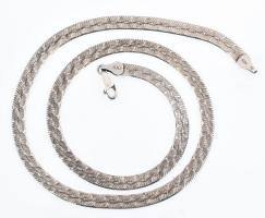 Ezüst(Ag) mintás, lapos kígyó nyaklánc, jelzett, h: 45 cm, nettó: 12,3 g