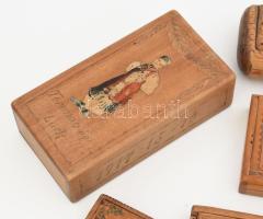 9 darab I. világháborús faragott fa díszdoboz. Több darabon felirat, tulajdonos- és helymegjelölés, ...