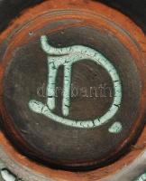 Dybisewszky Pál (1917-1978): Retro csigavonalas kínáló. Mázas kerámia. jelzett, hibátlan d: 15,5 cm