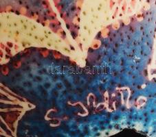 Kézzel festett strucctojás, kissé nagyobb tartóval, m: 16 cm