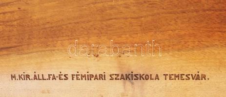 1916 Temesvár, M. Kir. Áll. Fa- és Fémipari szakiskola faragott fa tálca plasztikus madár díszítésse...