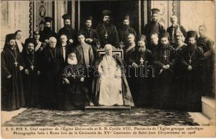 S. S. Pie X, Chef supreme de l'Église Universelle et S. B. Cyrille VIII, Patriarche de l'Église grecque catholique. Photographie faite a Rome lors de la Cérémonie du XVe Centenaire de Saint-Jean Chrysostome en 1908 / Pope Pius X and Cyril VIII Geha, Patriarch of the Greek Catholic Church. Photograph taken in Rome during the Ceremony of the 15th Centenary of Saint John Chrysostom in 1908 (EK)