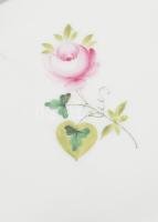 Herendi petrezselyemlevél mintás bonbonier, bécsirózsás díszítéssel. Jelzett, hibátlan, 14x10 cm