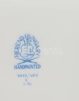 Herendi petrezselyemlevél mintás bonbonier, bécsirózsás díszítéssel. Jelzett, hibátlan, 14x10 cm