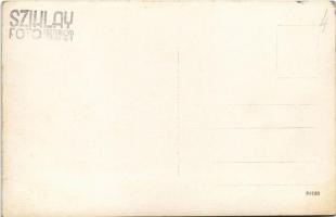 Esztergom, katonai temetés (?). Sziklay Foto, photo