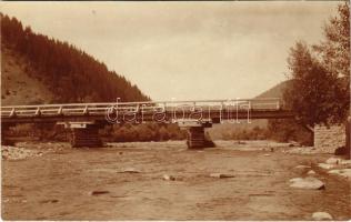 Üdvözlet a Román katonai frontról az első világháborúban! Híd Frumosu és Deia között a Moldovita folyón / WWI K.u.k. military from the Romanian front, wooden bridge between Frumosu and Deia on Moldovita River (Suceava). photo