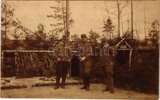 Üdvözlet a Román katonai frontról az első világháborúban! Sváby S. Fhdgy. századparkok / WWI K.u.k. military camp in the Romanian front, soldiers. photo