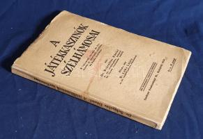 [Tartsányi] Schreiber Dániel: A játékkaszinók szélhámosai. A baccarat, chemin de fer, trente et quarante, roulette és boule csalásai. 105 fényképpel, rajzzal és táblázattal. Előszó: Laky Lajos. Budapest, 1934. Centrum Kiadóvállalat Rt. 198 + [1] p. Schreiber Dániel (1894-?) jogász, rendőrkapitány, daktiloszkópiai szakértő, rendőroktató, szakíró. A szerencsejátékok iránt kiemelt figyelmet tanúsító rendőrkapitány jó évtizedes tapasztalatát írja meg a témában. Oldalszámozáson belül számos ábrával és felvétellel illusztrált szakmunka. Néhány oldalon aláhúzások. Fűzve, enyhén foltos kiadói borítóban. Jó példány.