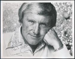 Merv Griffin (1925-2007) televíziós, média mogul aláírása az őt ábrázoló képen