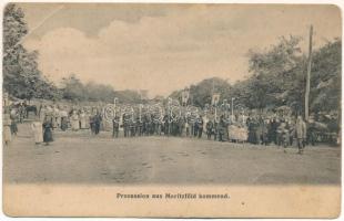 Versec, Werschetz, Vrsac; Prozession aus Moritzföld kommend / körmenet, móricföldi csoport. J. Dajkovits Nachfolger / procession, group from Maureni (EB)