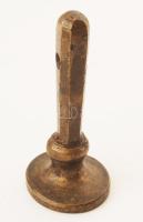Pecsétnyomó oroszlános és szabadkőműves jelképekkel, Bronz. XVIII. sz. d: 25 mm, m: 5 cm