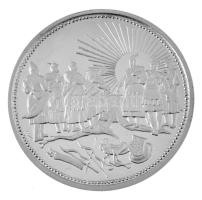 Csóka Zsuzsanna (1962-) 1996. "Millecentenárium Honfoglalás 896-1996" jelzett Ag emlékérem...