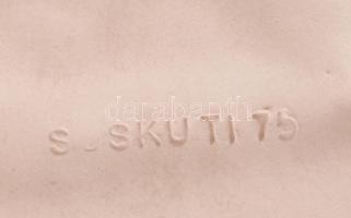 Ferencvárosi Torna Club engóbozott kerámia plakett, hátoldalon "Soskuti 75" felirattal, 20...