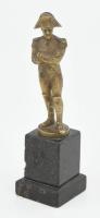 Hans Keck (1875-1941) után: Napóleon. Öntött bronz, márvány talapzaton, m: 14 cm