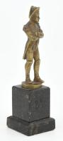 Hans Keck (1875-1941) után: Napóleon. Öntött bronz, márvány talapzaton, m: 14 cm