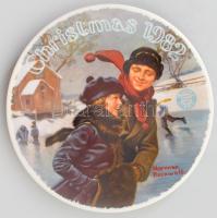 Norman Rockwell porcelán dísztál. 1982, jelzett, hibátlan, d: 21 cm