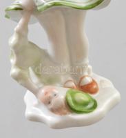 Herendi lány széteső babával. Jelzett, kézzel festett, hibátlan, m: 13 cm