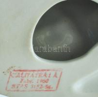 8 darab állatfigura, közte jó német darabokkal, közte sérült