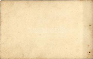 Meztelen erotikus hölgy / Erotic nude lady (non PC) (lyuk / pinhole)