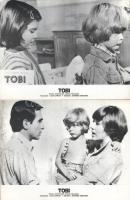 cca 1989 előtt készült ,,Tobi" című spanyol film jelenetei és szereplői, 8 db produkciós filmfo...