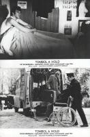 cca 1989 előtt készült ,,Tombol a Hold" című angol film jelenetei és szereplői, 23 db vintage produkciós filmfotó (vitrinfotó, lobbyfotó) ezüst zselatinos fotópapíron, a használatból eredő (esetleges) kisebb hibákkal, 18x24 cm