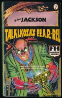 Steve Jackson: Találkozás F.E.A.R.-rel (Fantázia Harcos). Bp., 1993, Új Vénusz. Kiadói papírkötésben, kitöltetlen kalandlappal! Az 1980-as évek végén indult Kaland, játék, kockázat sorozat &quot;folytatása&quot;.