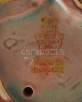 Zsolnay kisplasztika - üldögélő kendős kislány. Terv.: Sinkó András, eozin mázakkal festett öntött f...