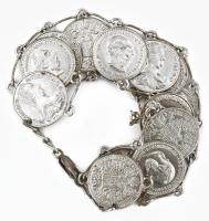 Habsburg uralkodók érméinek ezüstözött másolatából készített karkötő, kopással
