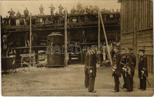 Der Kaiser in Pola. K.u.k. Kriegsmarine / IV. Károly az osztrák-magyar haditengerészet hajógyárában / Austro-Hungarian Navy shipyard, Charles I of Austria. photo