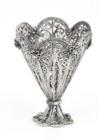 Ezüst(Ag) filigrán fogpiszkálótartó, jelzés nélkül, m: 5,5 cm, nettó: 34,4 g