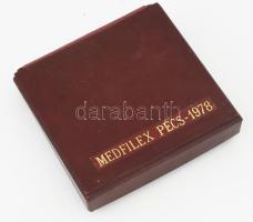 1978. "Mediflex Pécs 1987" Zsolnay eozin mázas porcelán plakett (107mm) Jelzett, hibátlan