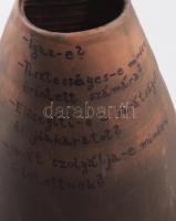 Müller Krisztina (Nünü kerámia) Kerámia asztali óra, mázzal, festéssel. Jelzett. Rotary club felirat...