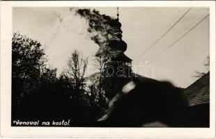 1938 Nagyrőce, Gross-Rauschenbach, Velká Revúca; Venoval na kostol / égő evangélikus templom az április 1-i tűzben / burning Lutheran church in the fire. photo