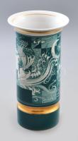 Hollóházi Szász Endre által tervezett mintával díszített porcelán váza, zöld mázzal. matricás, jelzett, hibátlan, m: 30 cm