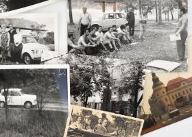 31 db vegyes autókat, buszokat ábrázoló fotó, régi és modern, közte MÁVAUT autóbuszok, Trabantok, st...